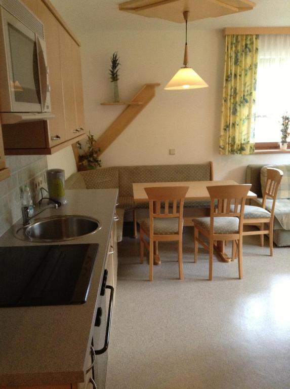 Apartamento Haus Zirmblick Saalbach-Hinterglemm Habitación foto
