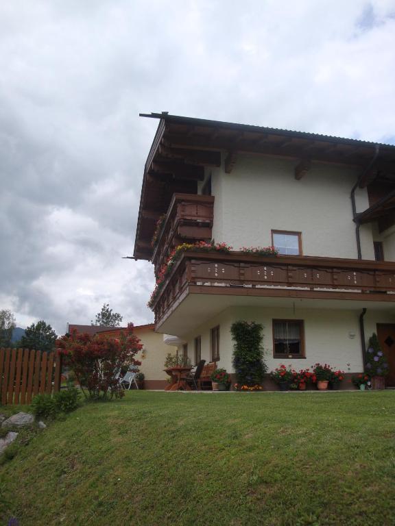 Apartamento Haus Zirmblick Saalbach-Hinterglemm Exterior foto