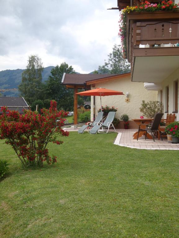 Apartamento Haus Zirmblick Saalbach-Hinterglemm Exterior foto